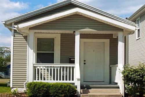 COZY 2-BEDROOM HOME