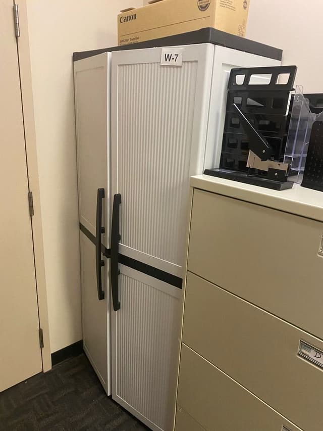 Used-Style Metal Office Storage Cabinet with Double Doors