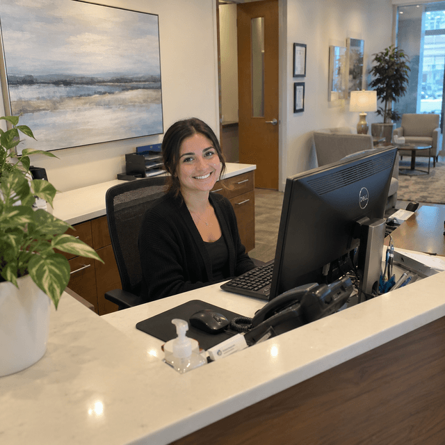 Front Desk Receptionist – Full-Time Position